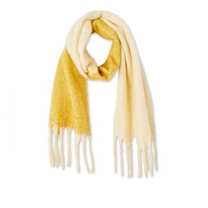 NWT Elegant Yellow and Cream Scarf